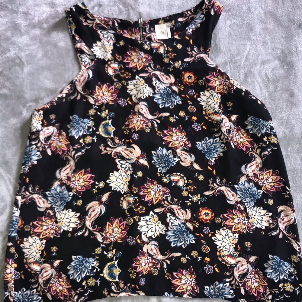 Paper Crane floral top